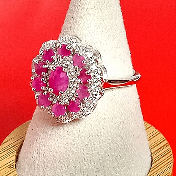 925 Sterling Silver Ring Sz 7 with Natural Ruby 6x4mm & CZ - Picture 9 of 11